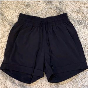 lululemon athletic shorts size 0